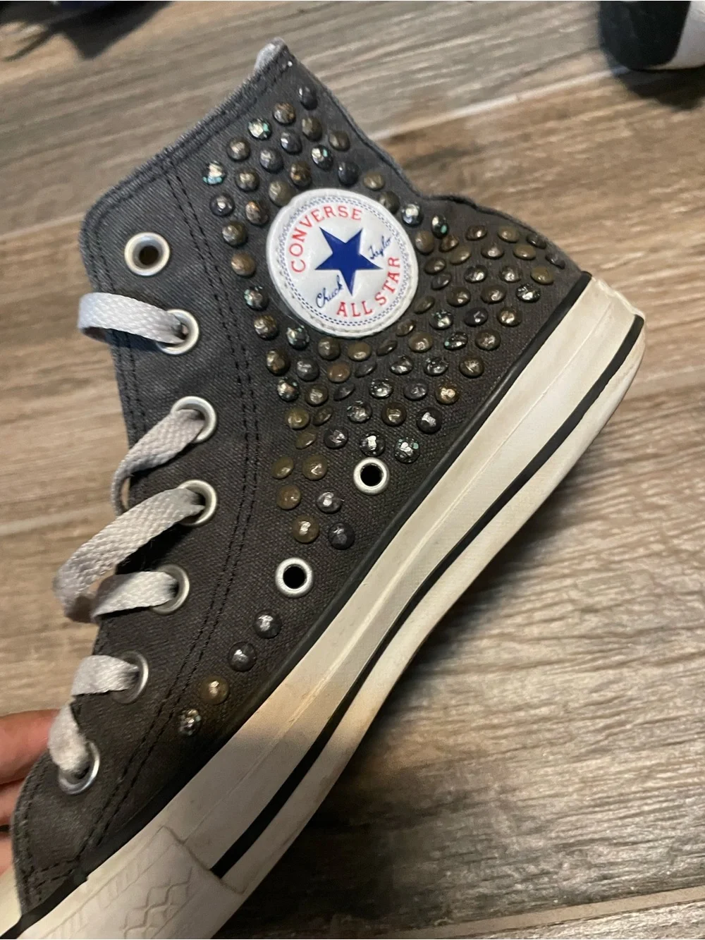 Converse Kids High Top Sneakers in dark gray w studs